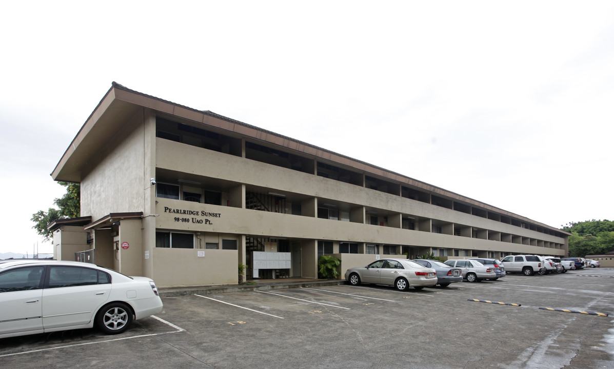 Pearl Ridge Sunset in Aiea, HI - Building Photo