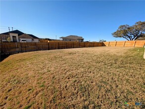 305 Bobby Lou Ln in Copperas Cove, TX - Foto de edificio - Building Photo