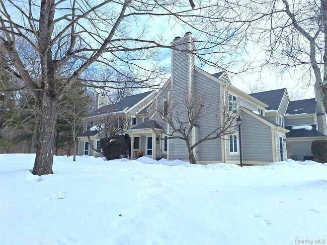 3006 Morgan Dr in Carmel, NY - Building Photo - Building Photo