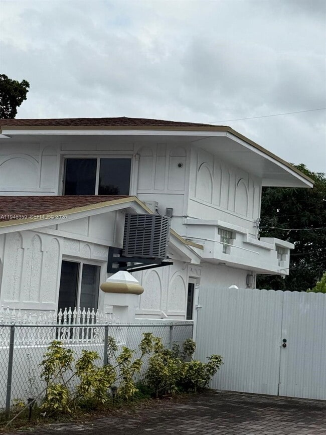 property at 730 Curtiss Dr