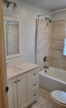 139 Draper Ave, Unit 1 in Waterford, MI - Building Photo - Building Photo