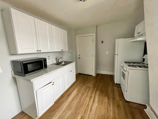 58 Sylvan Ave in New Haven, CT - Building Photo - Building Photo