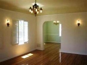 1237 S Citrus Ave in Los Angeles, CA - Building Photo - Building Photo