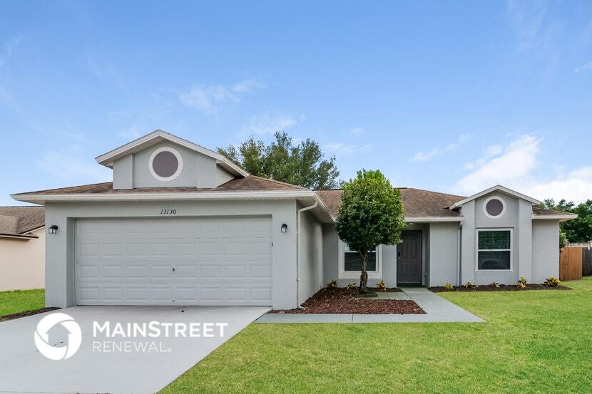 13130 Pinyon Dr in Clermont, FL - Foto de edificio
