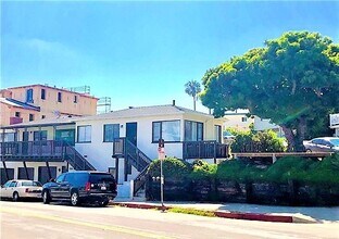 506 Avenida Victoria in San Clemente, CA - Building Photo - Building Photo