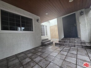 939 S Ogden Dr in Los Angeles, CA - Building Photo - Building Photo