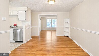 7416 Kilcreggan Terrace in Gaithersburg, MD - Building Photo - Building Photo