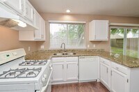 18135 Brooknoll Dr photo'