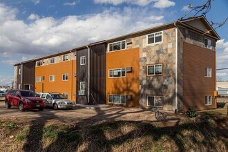 2628 Redwing Rd in Fort Collins, CO - Building Photo - Building Photo