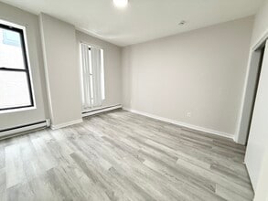 9 Ruggles St in Boston, MA - Building Photo - Building Photo