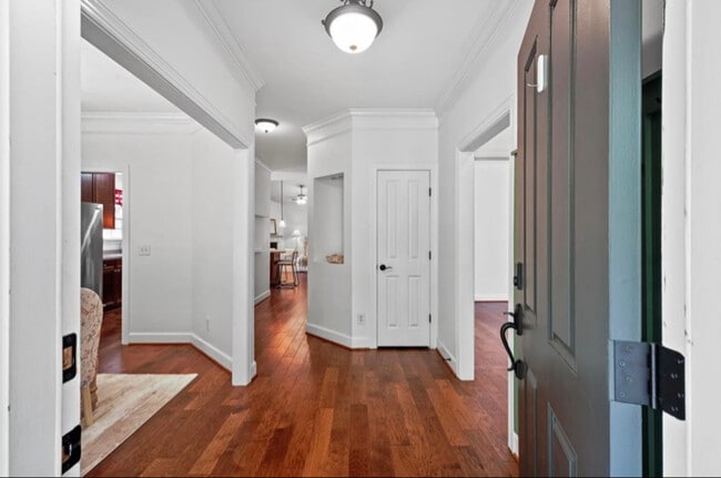 8344 St Danasus Dr in Nashville, TN - Foto de edificio - Building Photo