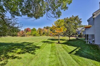 6 Veterans Rd in Amherst, NH - Building Photo - Building Photo