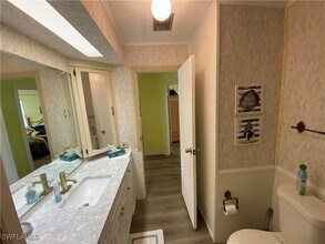 14715 Patrick Henry Rd in North Fort Myers, FL - Building Photo - Building Photo