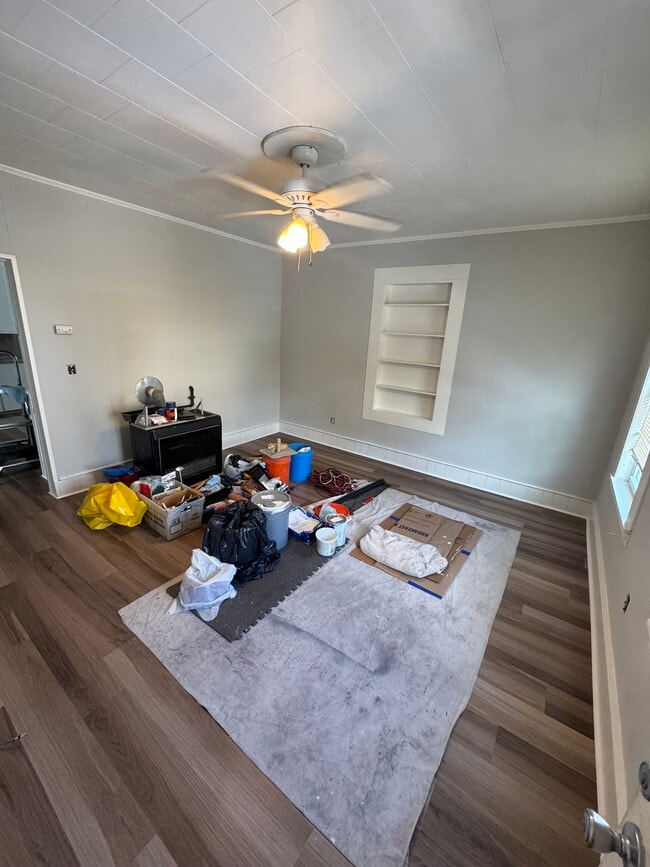 25 Esther St, Unit 2