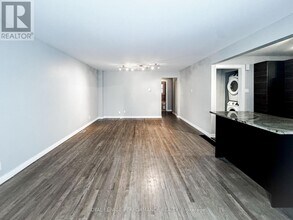 726 Cummings Ave. in Ottawa, ON - Building Photo - Building Photo