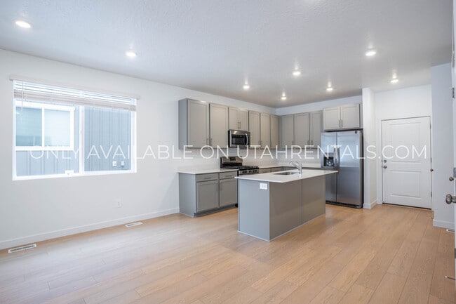 property at 4941 Willowstone Dr
