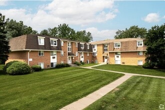 Willowbrooke Apartments & Townhomes in Brockport, NY - Building Photo - Building Photo