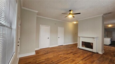 1079 Regent St SW in Atlanta, GA - Building Photo - Building Photo