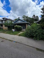 33 N Bradley Ave in Indianapolis, IN - Building Photo