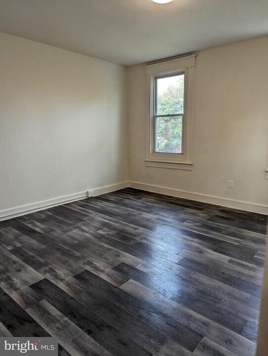 3727 Manchester Ave in Baltimore, MD - Building Photo