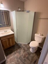 960 Bennington Dr in Box Elder, SD - Foto de edificio - Building Photo