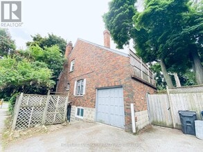 256 Oriole Pkwy in Toronto, ON - Building Photo - Building Photo