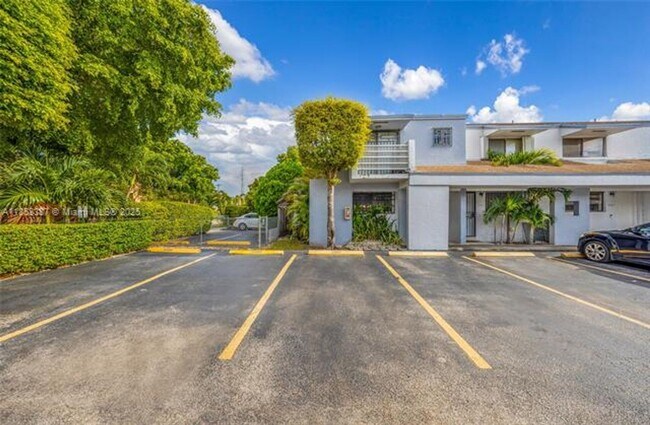 property at 5511 W 22nd Ct