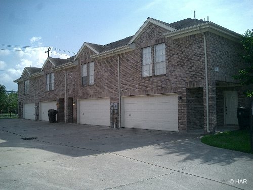 10403-10405 Shadow Oaks Dr in Houston, TX - Foto de edificio