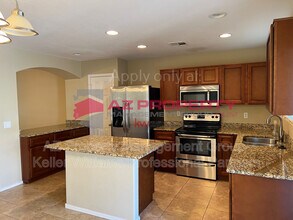 8956 W Tony Ct in Peoria, AZ - Foto de edificio - Building Photo