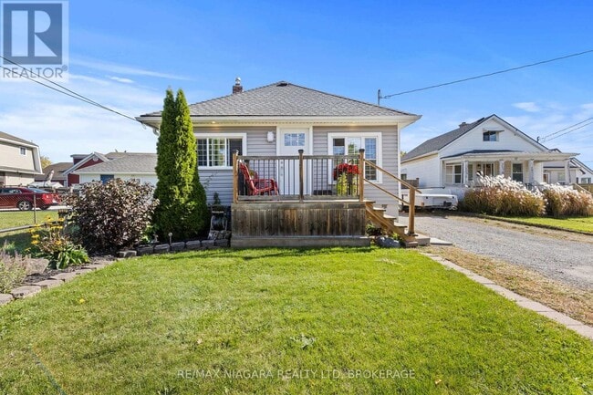 property at 35 Leeper St