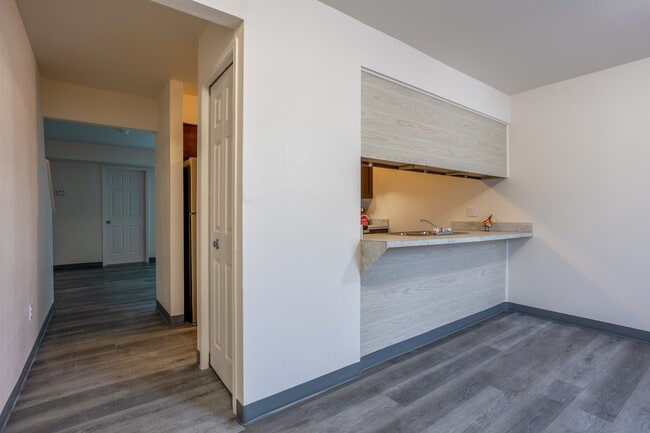 Arrowtree Apartments