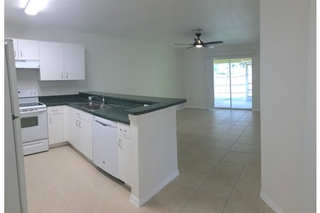 1169 Lake McGregor Dr in Ft. Myers, FL - Building Photo - Building Photo