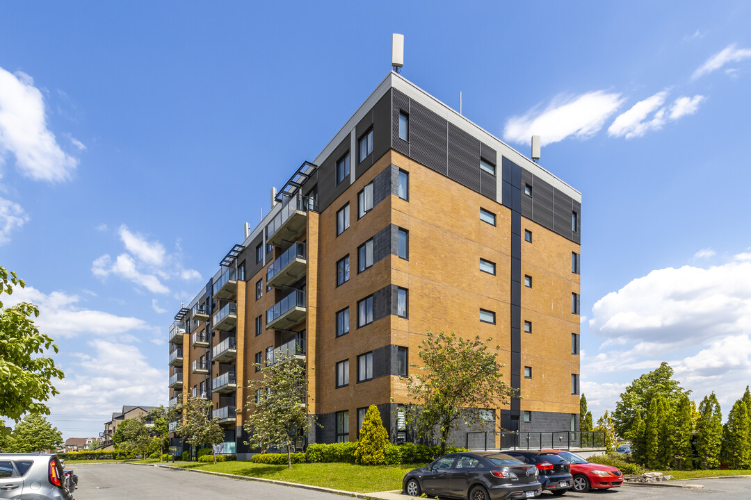 4600 Colomb in Brossard, QC - Building Photo