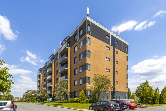 4600 Colomb