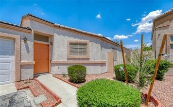 5270 Panguitch Dr in Las Vegas, NV - Building Photo - Building Photo