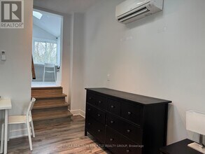 14 Wyvern Rd in Toronto, ON - Building Photo - Building Photo