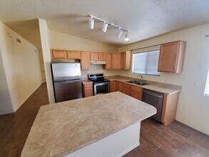 3428 W Courtney Crossing Ln in Tucson, AZ - Building Photo - Building Photo