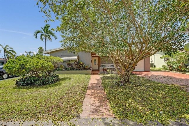 property at 1700 N 47th Ave