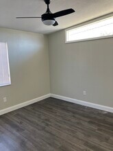 5724 Gallatin Ln, Unit 5720 in North Port, FL - Foto de edificio - Building Photo