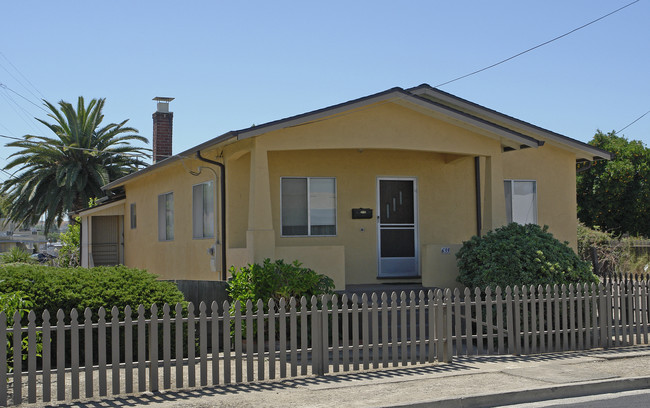 2--18 Railroad Ave in Rodeo, CA - Building Photo - Building Photo