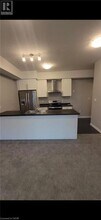 52 Oat Ln in Kitchener, ON - Building Photo - Building Photo