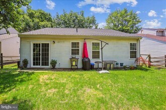 13348 Neerwinder Pl in Germantown, MD - Building Photo - Building Photo