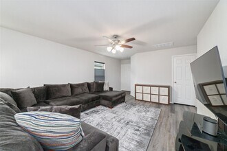 10623 Red Orchid Dr in Houston, TX - Building Photo - Building Photo