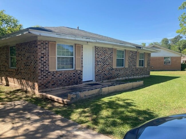 128 Cherry Ct in Gulfport, MS - Building Photo - Building Photo