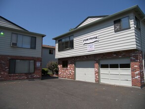 Portrose in Portland, OR - Building Photo - Interior Photo