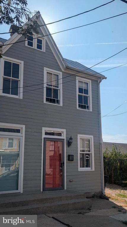 property at 124 Water St
