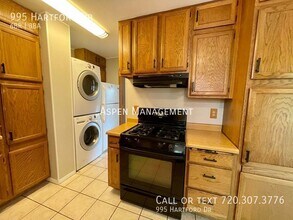 995 Hartford Dr in Boulder, CO - Building Photo - Building Photo