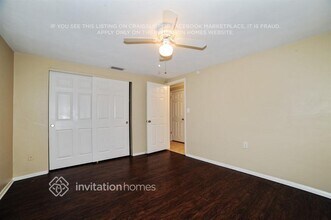 3041 Holiday Lake Dr in Holiday, FL - Building Photo - Building Photo