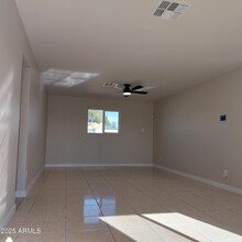 3852 W Earll Dr in Phoenix, AZ - Building Photo - Building Photo