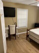 1045 Ontario St in Jacksonville, FL - Building Photo